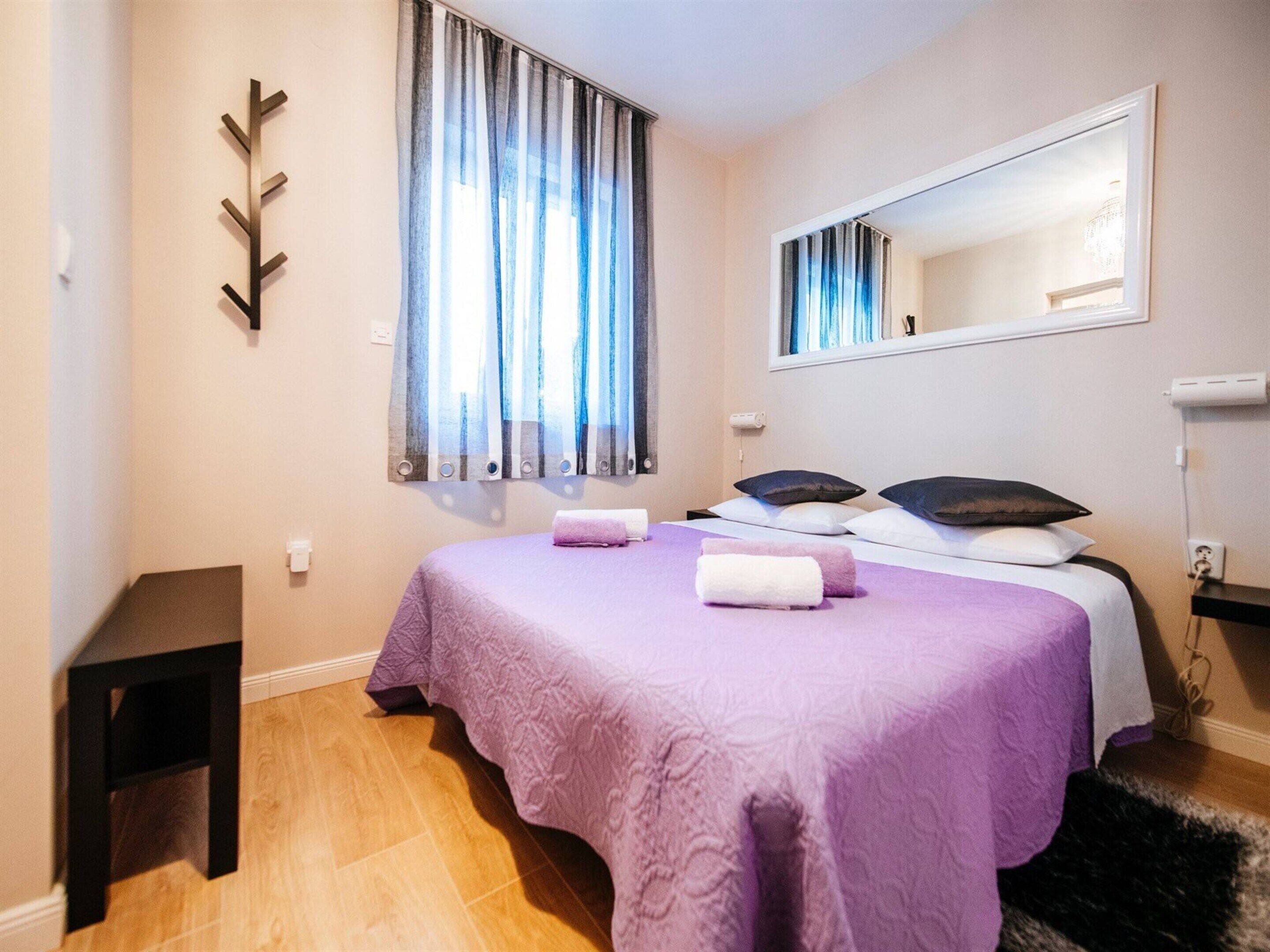 House | 3 bedrooms, iron/ironing board