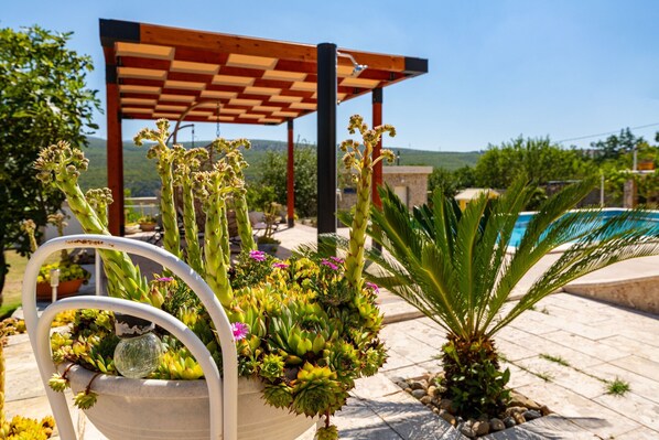 House | Interior detail - Peaceful Villa Near Zadar Coast (Jasenice)