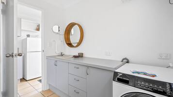 Apartment | Bathroom | Towels