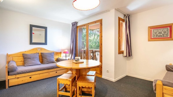 Apartment | Living room - Peaceful Alpine Retreat in Risoul (Risoul)