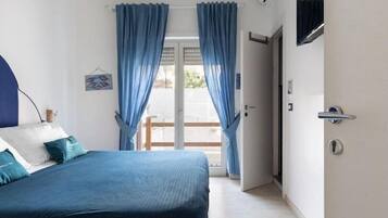 Basic Double Room, Garden View | Iron/ironing board, free WiFi