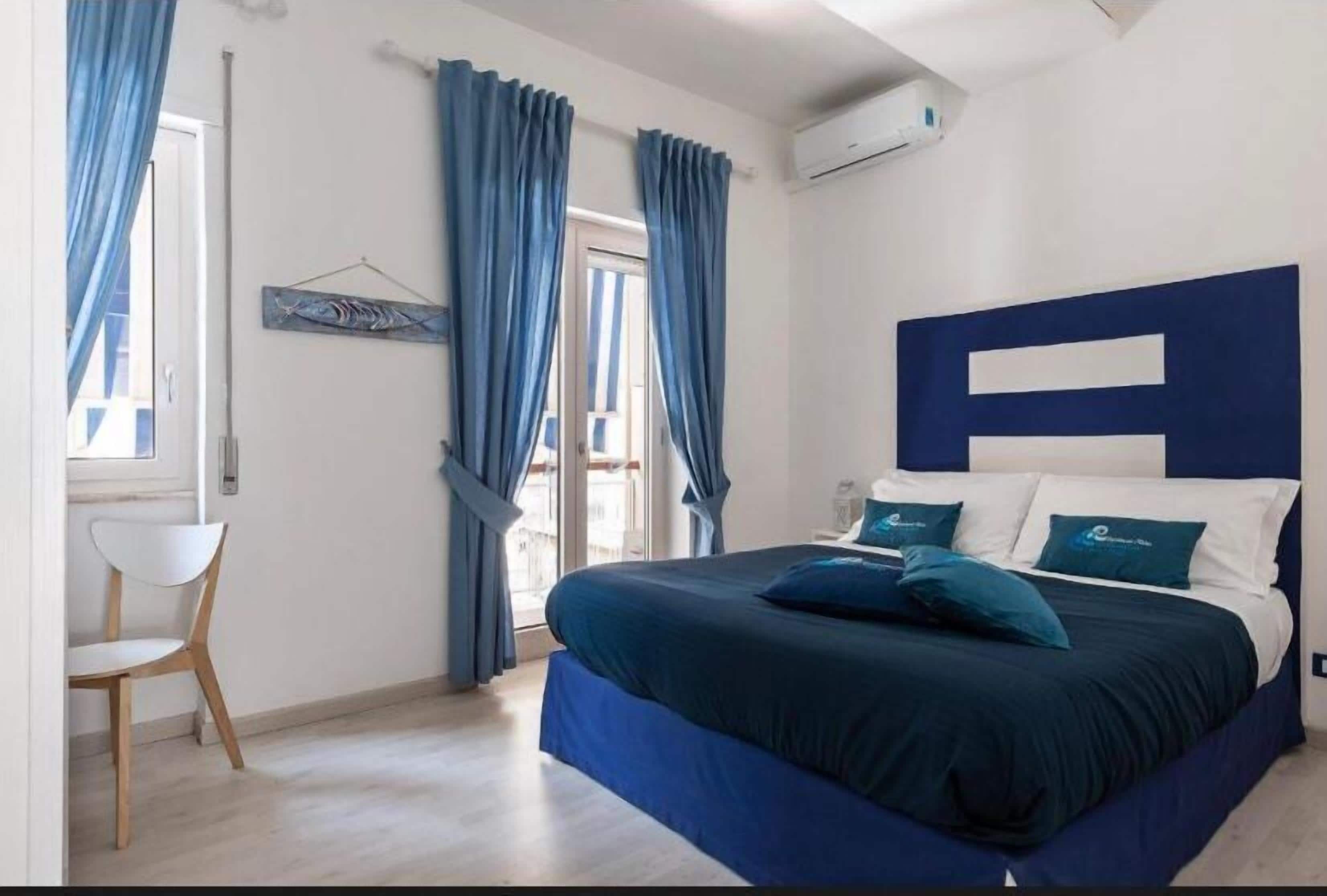 Comfort Double Room, Balcony | Iron/ironing board, free WiFi