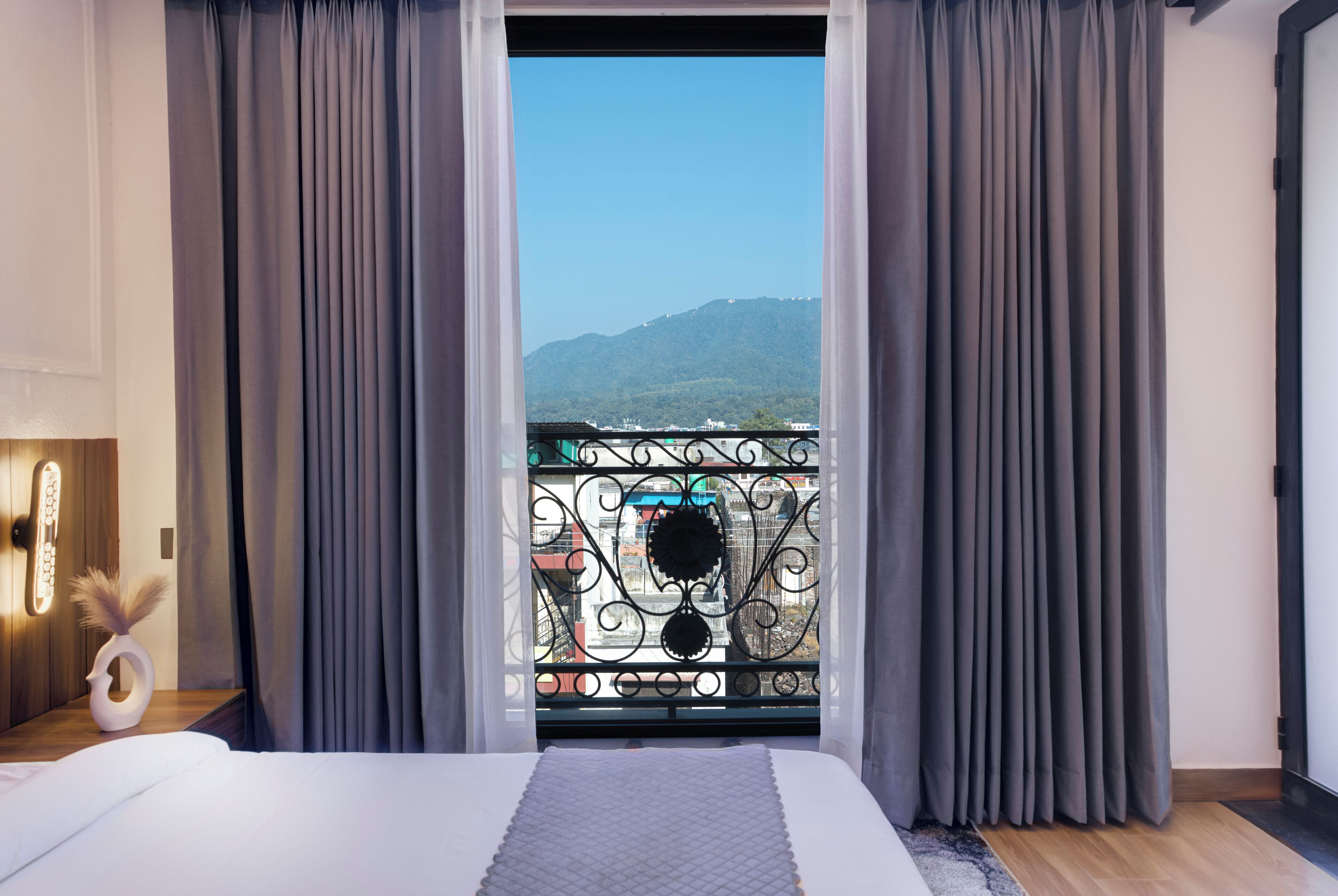 迷你吧、客房内保险箱、遮光窗帘、隔音