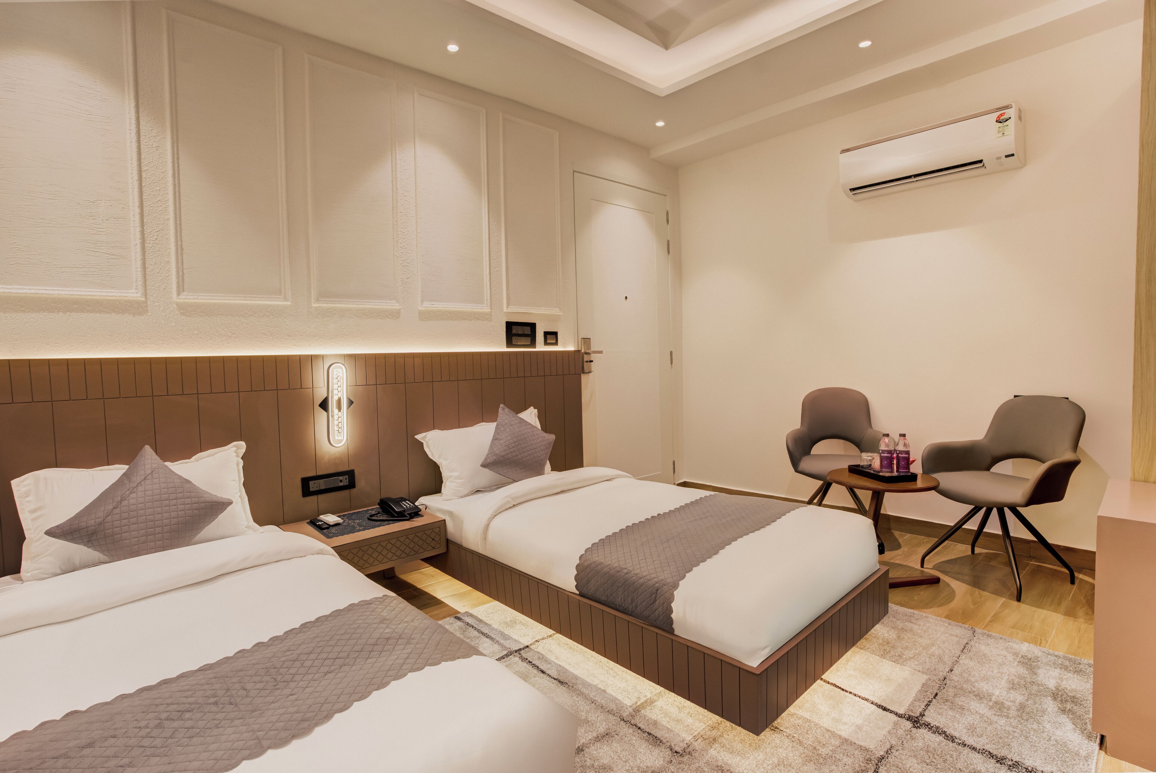 Elite Double Room | Minibar, in-room safe, blackout drapes, soundproofing