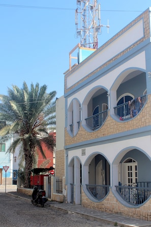 Front of property - Residence A Paz B&b (Boa Vista)