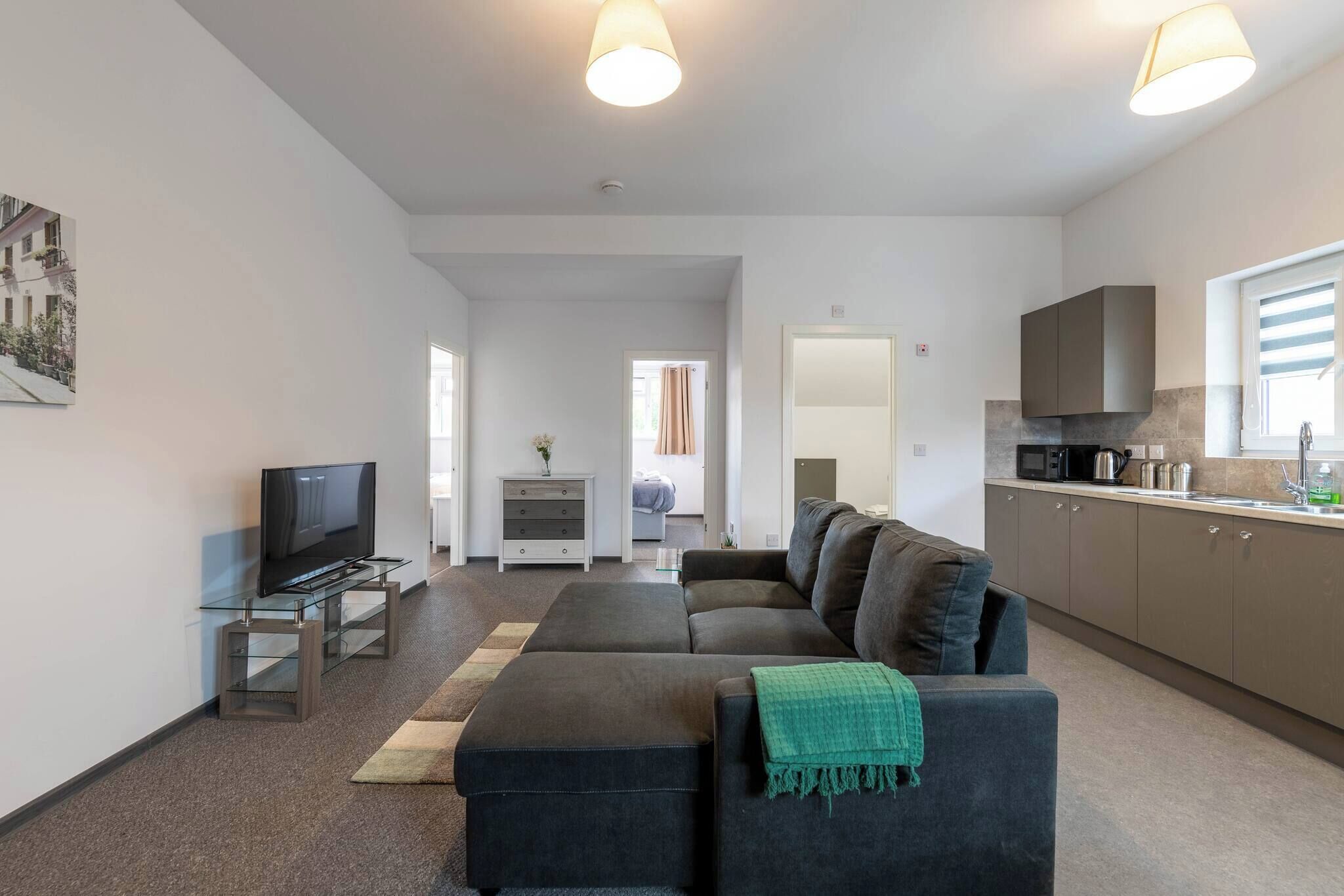 Apartment, 2 Bedrooms, Smoking | Living room