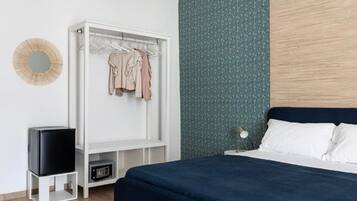 Chambre Triple Classique, balcon, vue ville | Wi-Fi gratuit