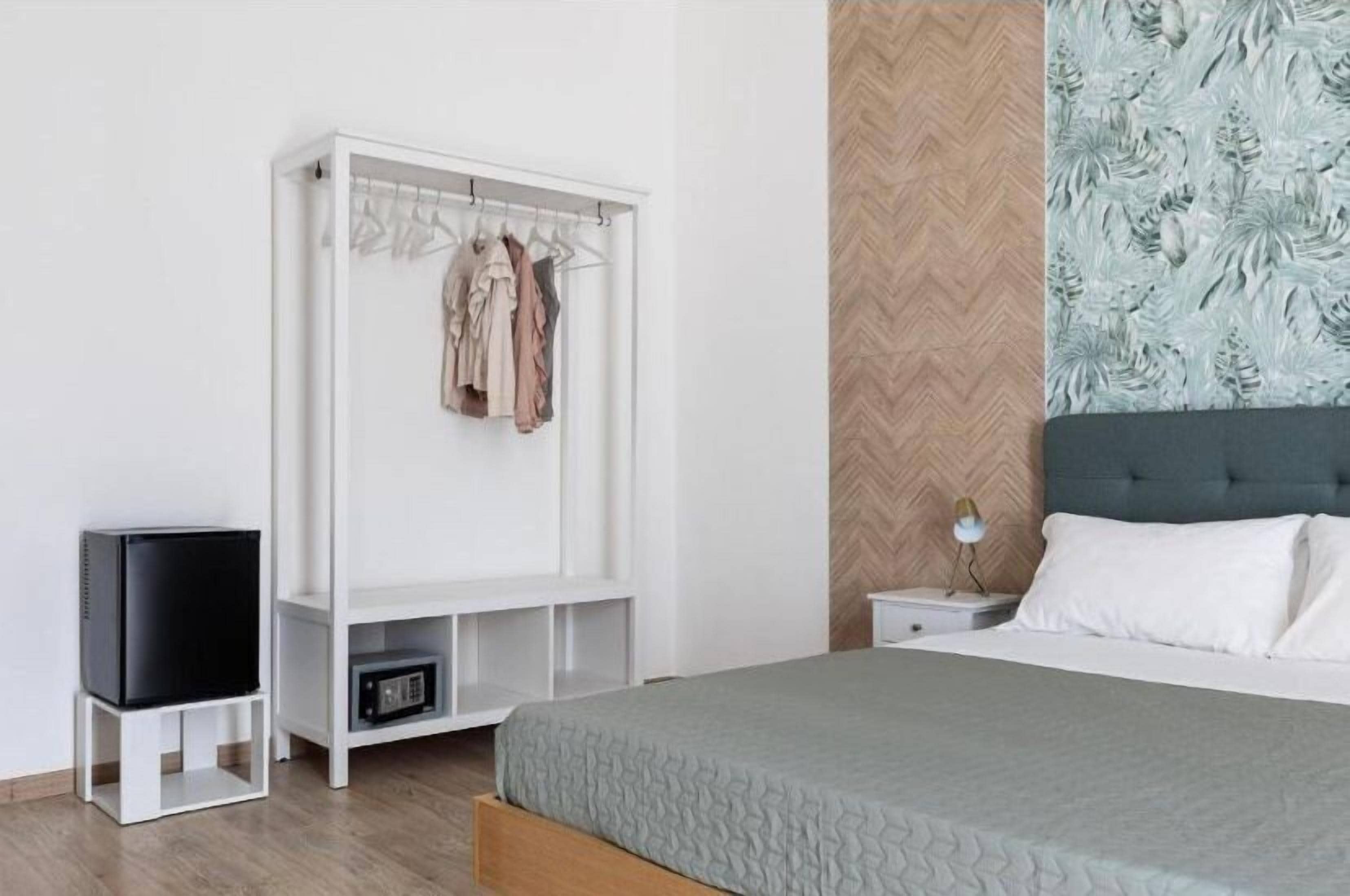 Comfort Triple Room, Balcony, City View | Free WiFi