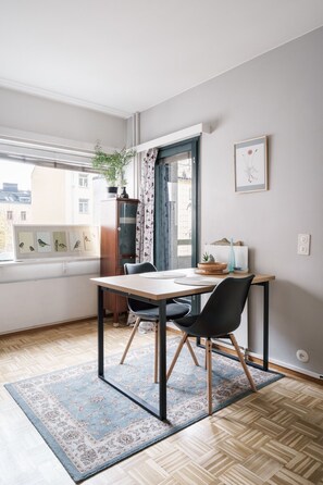 Dining - Bright Studio Apt. in Helsinki with Private Balcony (Helsinki)