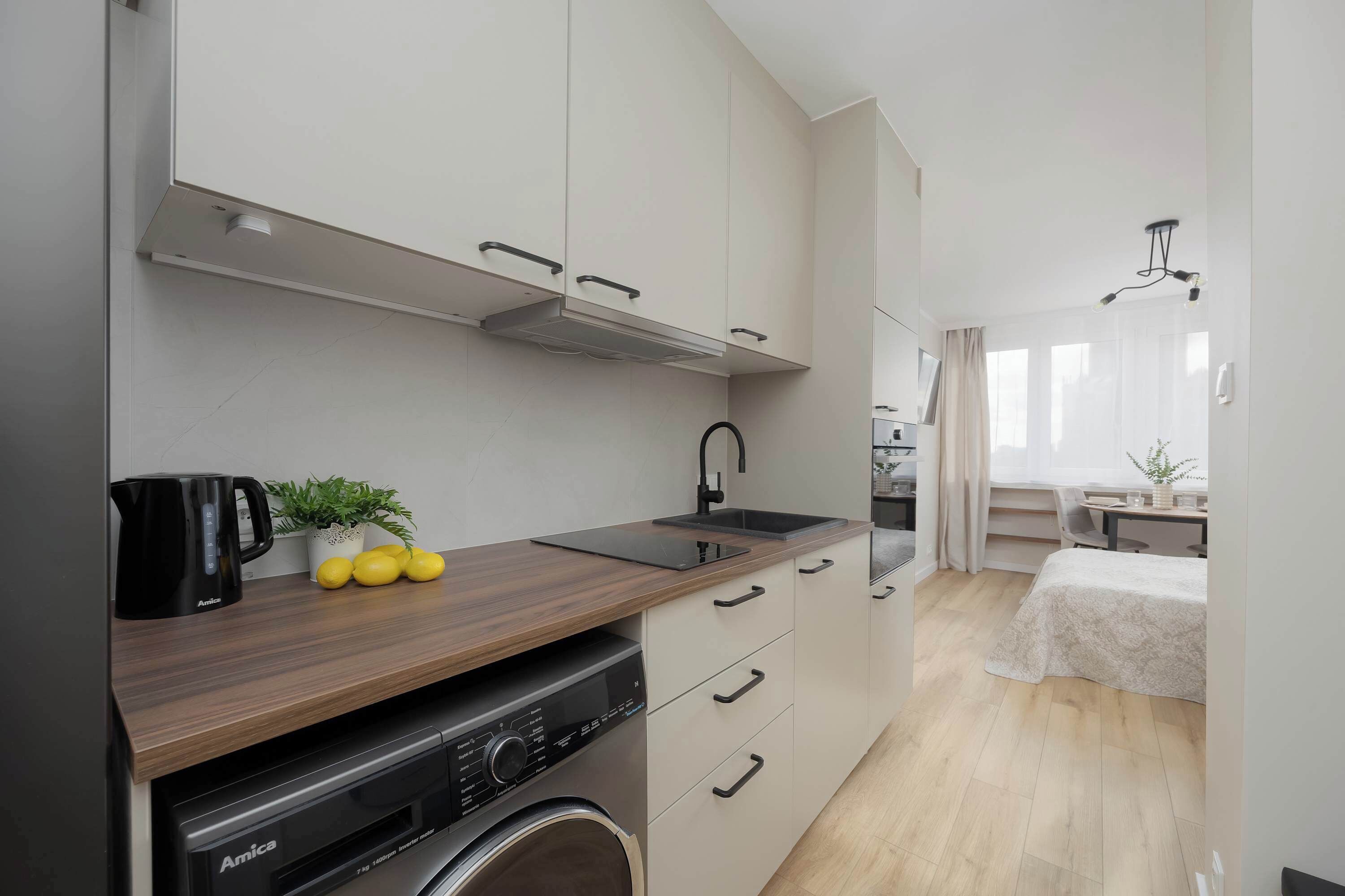 ثلاجة، ميكروويف، فرن، موقد طهي مسطح