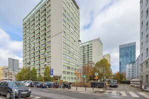 Exterior - Stylish Studio in the Center | View of the Palace of Culture (Warszawa)