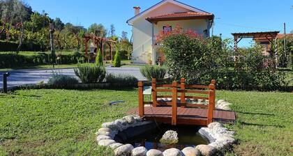 Quinta da Lagoa - peaceful retreat by Gerês Casas