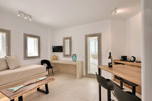 Aloft Suites Mykonos Island