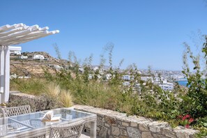 Superior suite, 1 slaapkamer, privébadkamer, uitzicht op zee | Terras