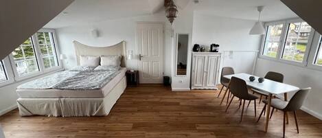 1 室のベッドルーム、アイロン / アイロン台、WiFi、ベッドシーツ