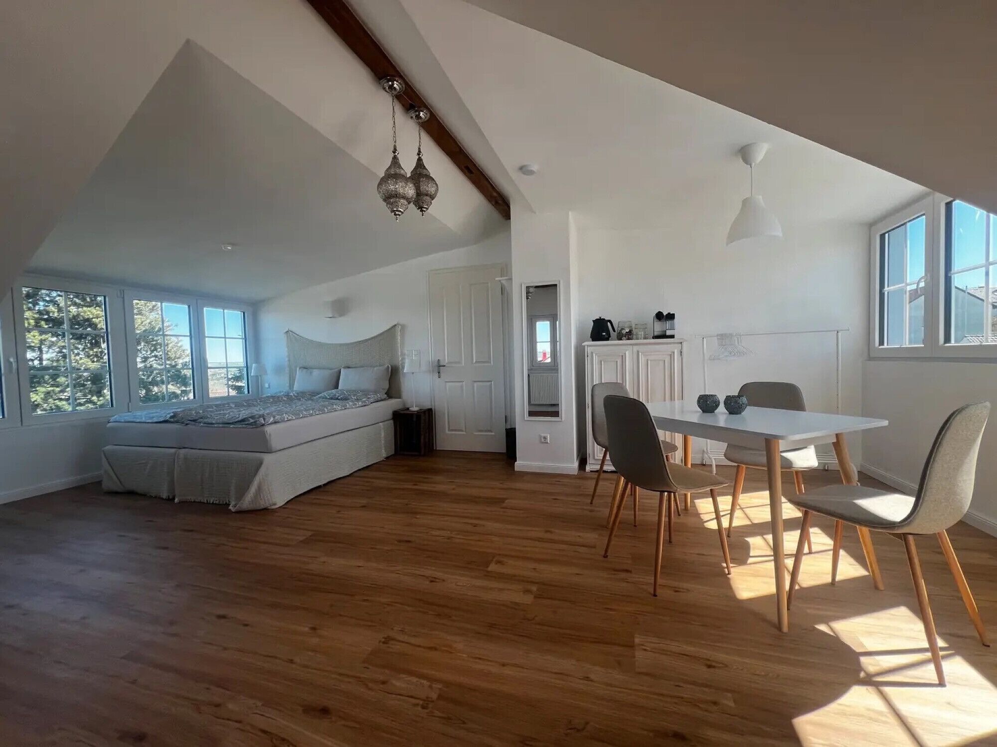 1 chambre, fer et planche à repasser, Wi-Fi, draps fournis