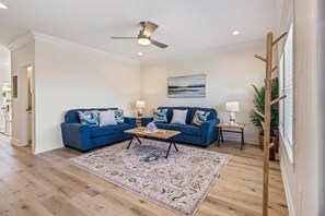 Ferienhaus, 3 Schlafzimmer | Wohnbereich | Smart-TV