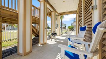 Rumah, 3 kamar tidur | Teras/patio