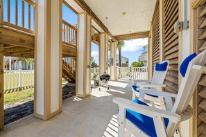 Rumah, 3 kamar tidur | Teras/patio