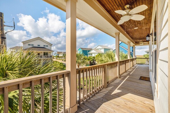 House, 3 Bedrooms | Terrace/patio - After Dune Delight 3 Bedroom Home (Galveston)
