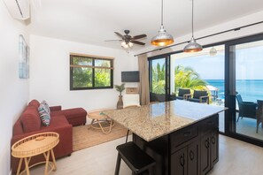 Living area - Seahorse Escape-apartment #3 1 Bedroom Condo (Roatan)