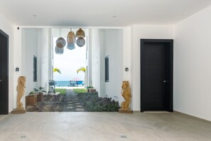 Interior - Seahorse Escape-apartment #2 1 Bedroom Condo (Roatan)