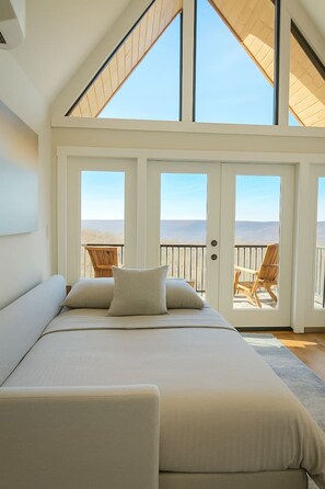 1 bedroom, free WiFi, bed sheets - Rally House Pickleball Cabin by Red White & Blue Views (Dade County)