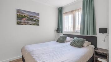Apartment | 1 bedroom, individually furnished, bed sheets