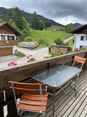 Dobbeltrom – classic, privat bad, dalutsikt | Utsikt fra balkong