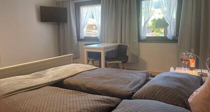 Nagelfluhhaus Hirsch