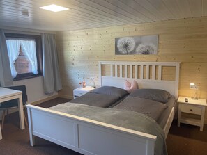 Classic Double Room, Valley View | Free WiFi