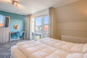 Apartment | 1 bedroom, individually furnished - Tasteful 2-person Apartment Near the Center of De Koog (De Koog)
