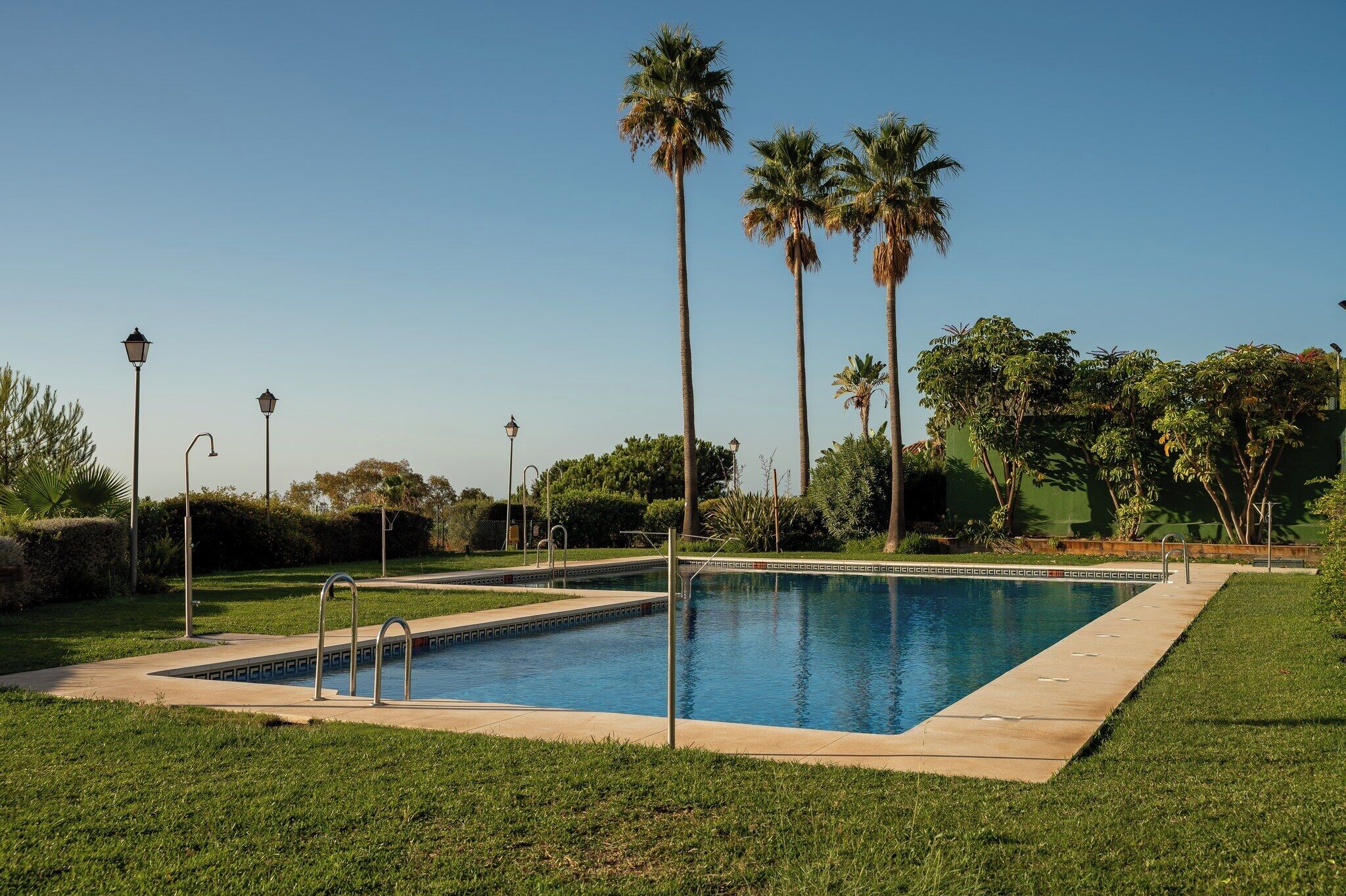 Piscina externa sazonal