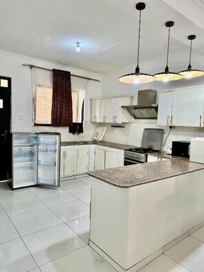 Lägenhet - 2 sovrum - balkong | Eget kök