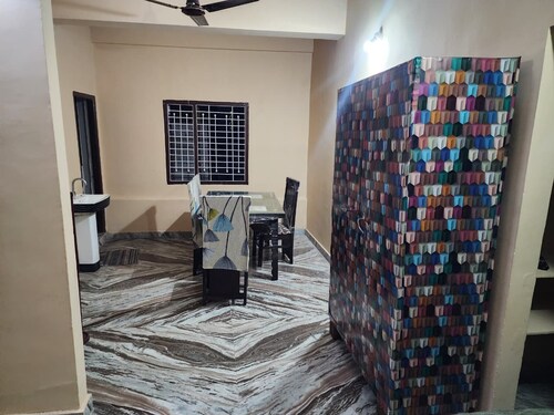 Elegant 2BHK in Prime Hyderabad Location
(Modern, comfortable, city based stay)