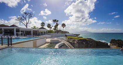 Bubble Glamping King Bed, we Have a 8 Units Like This!