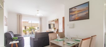 Apt in Condo w/ Pool and Barbecue Vcl0007