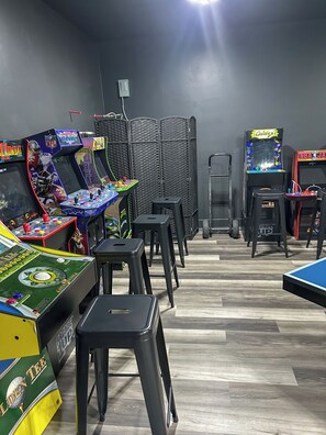 Spielezimmer