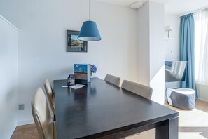 Apartment | Living room - 2 Person Apartment With Island View (De Koog)