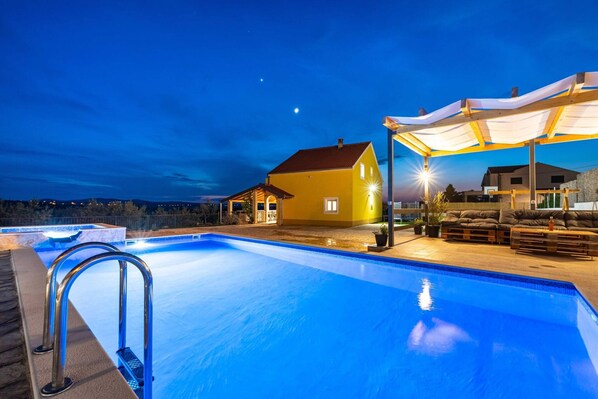 House | Pool | Indoor pool, outdoor pool - MY Dalmatia - Holiday Home Agro Casa (Skradin)