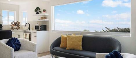 Fernseher, Kamin, Arbeitsbereiche