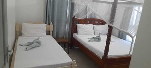 Iron/ironing board, free WiFi - Pearl Ocean Apartment (Malindi)
