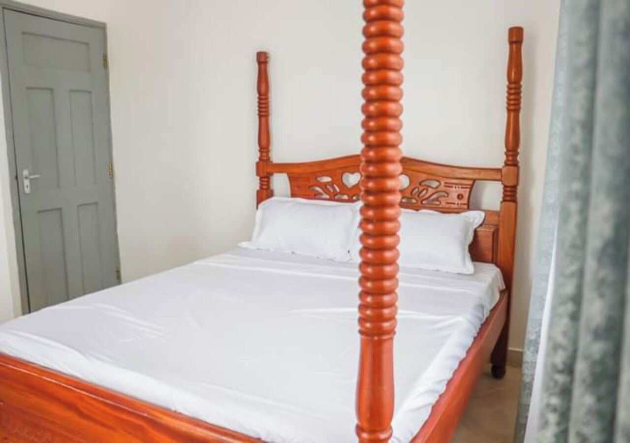 Apartment, 2 Bedrooms, Balcony, Pool View | Seterika/papan seterika, Wi-fi percuma 