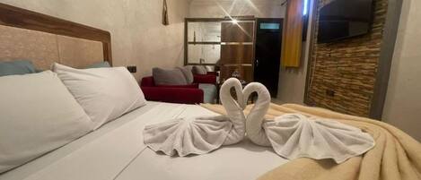 Internet, bed sheets