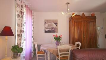 Nhà | Khu ăn uống