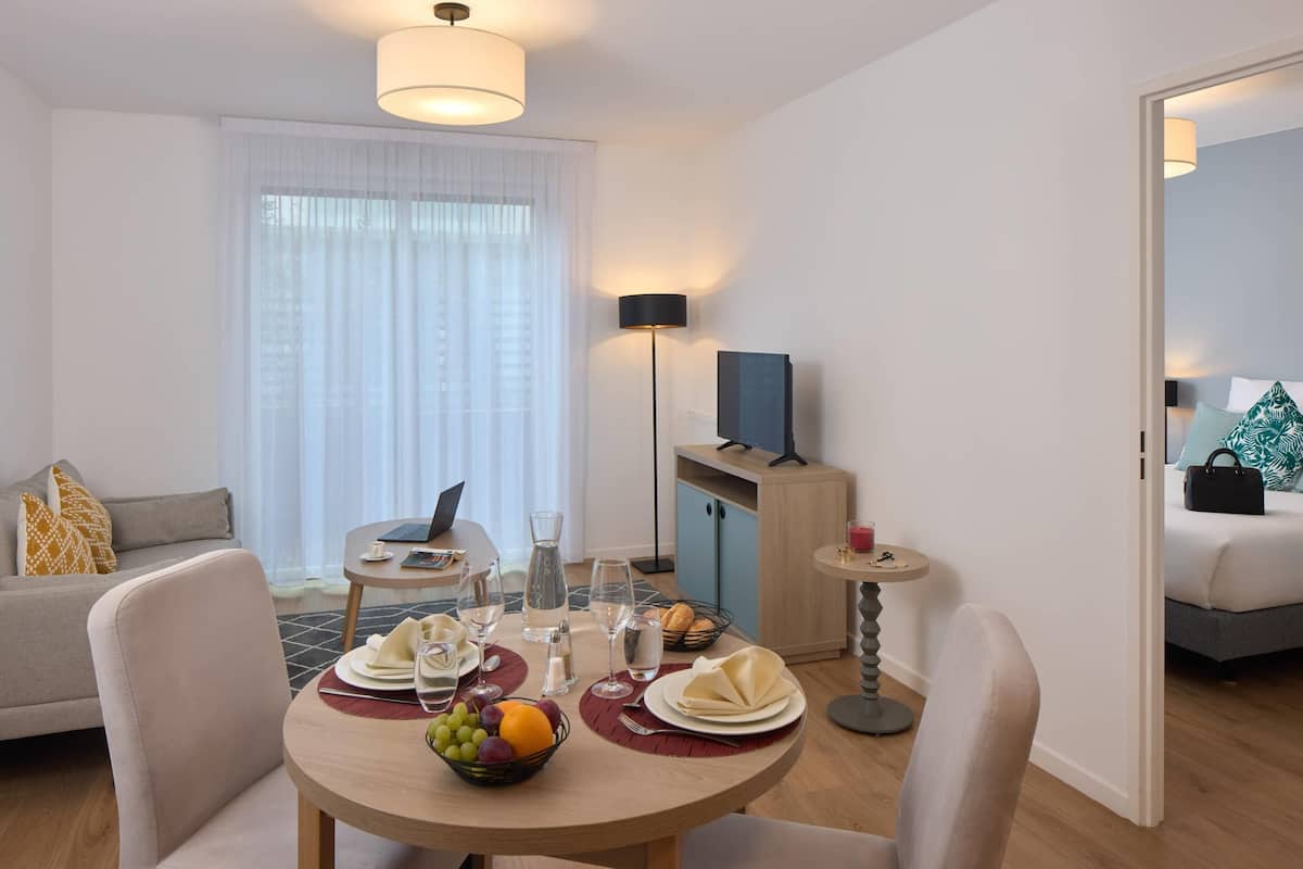 Huone, 1 keskisuuri parisänky, tupakointi kielletty (Upgrade)