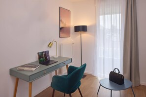 Standard Room, 1 Queen Bed, Non Smoking - Quality Suites Massy Palaiseau (Massy)