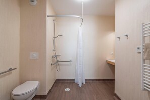 Room, 1 Queen Bed, Non Smoking (Upgrade)