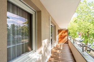 1 Bedroom Apartment | Terrace/patio