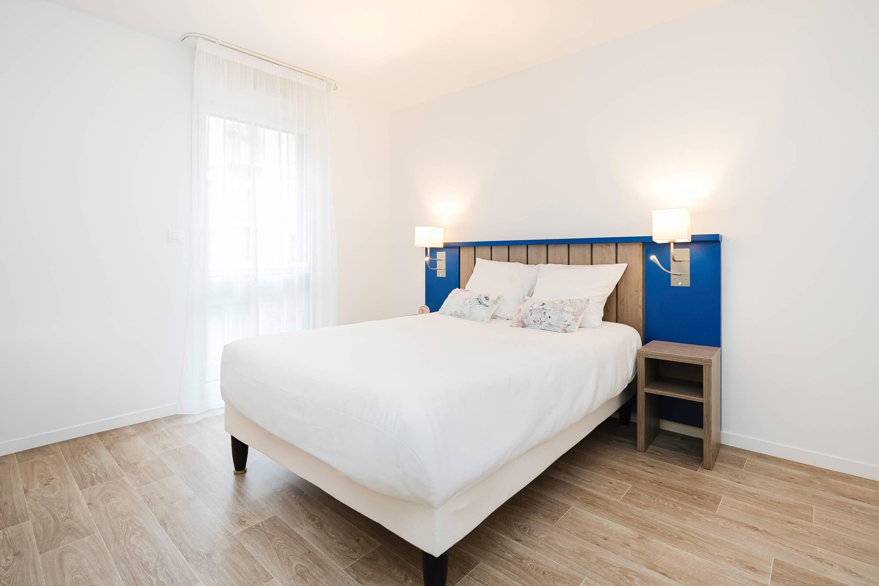 Apartment, 2 Bedrooms | WiFi (free), bed sheets